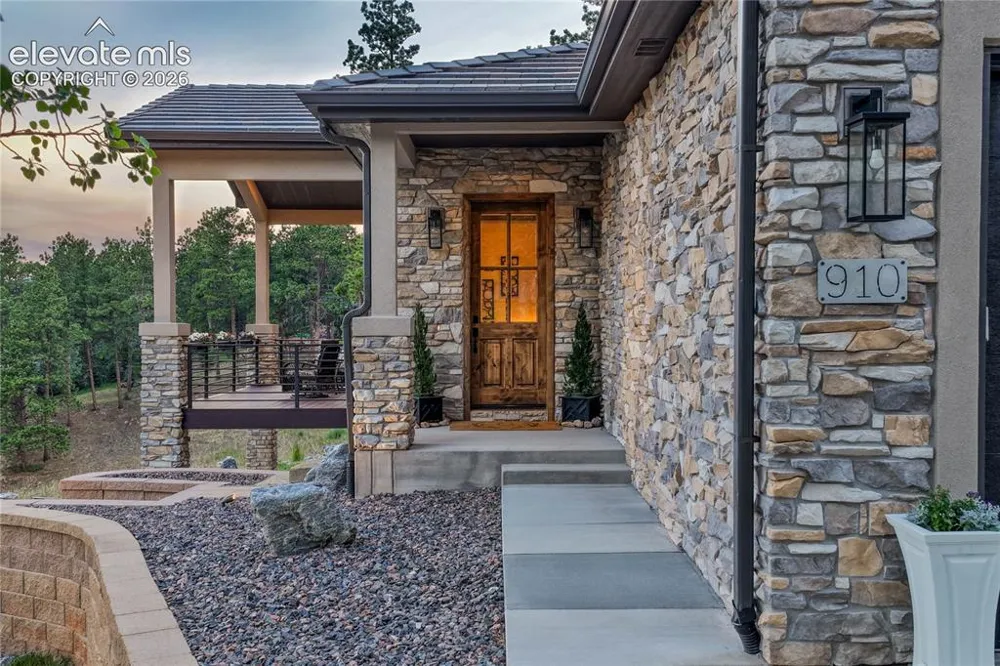 910 Spacious Skies Drive Woodland Park, CO 80863