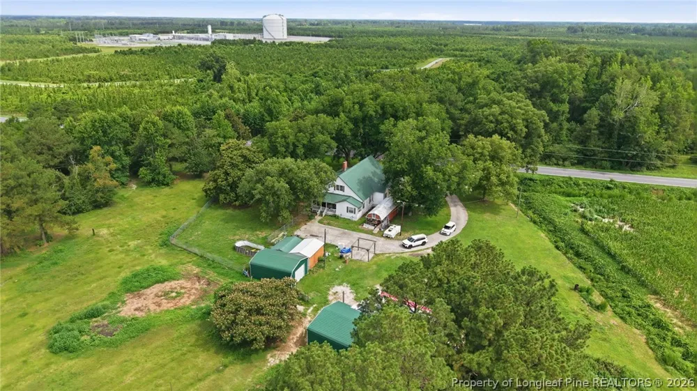 5480 Nc Highway 71 Maxton, NC 28364
