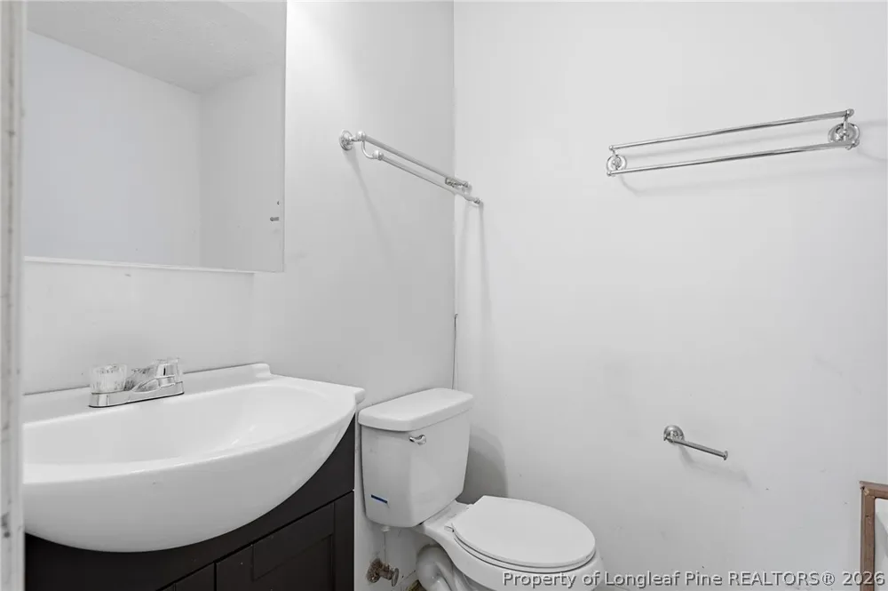 5480 Nc Highway 71 Maxton, NC 28364