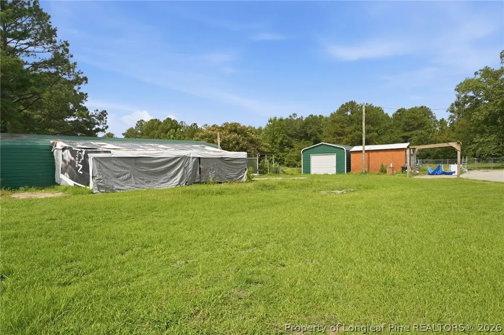 5480 Nc Highway 71 Maxton, NC 28364