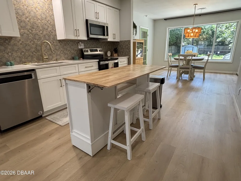 43 Warwick Avenue Ormond Beach, FL 32174