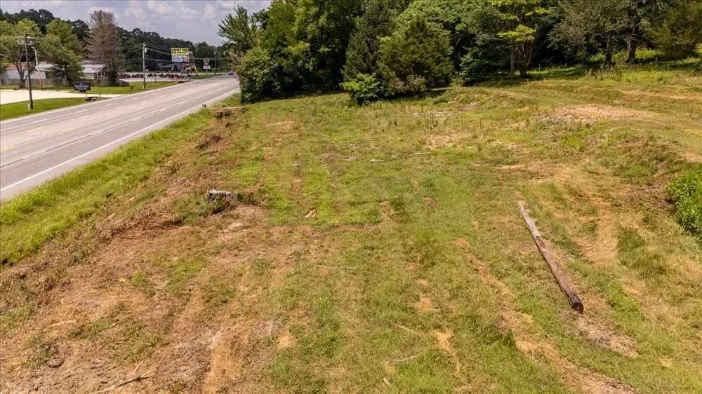 2548 Highway 43 Leoma, TN 38468