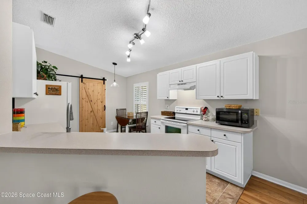 2336 DEERCROFT DRIVE Melbourne, FL 32940