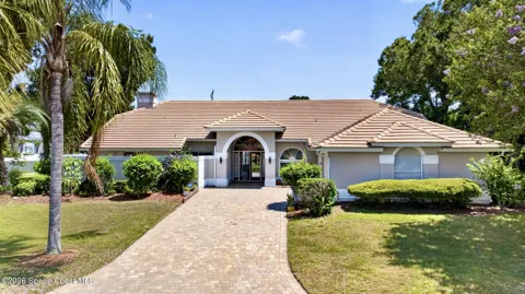 101 Island Grove Drive