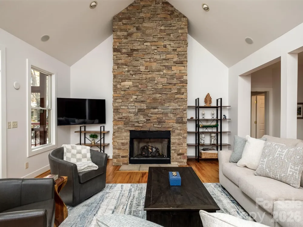 44 Gasga Court Brevard, NC 28712