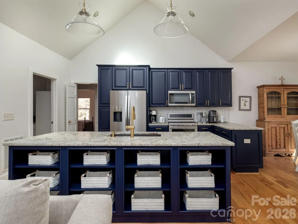 44 Gasga Court Brevard, NC 28712