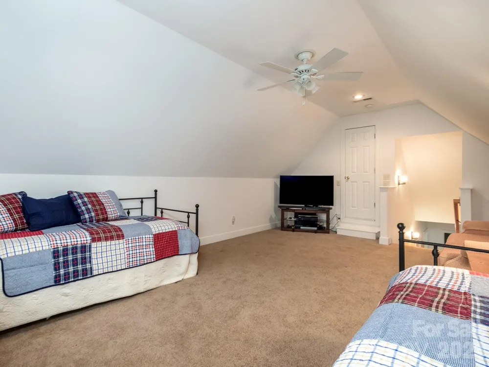 44 Gasga Court Brevard, NC 28712