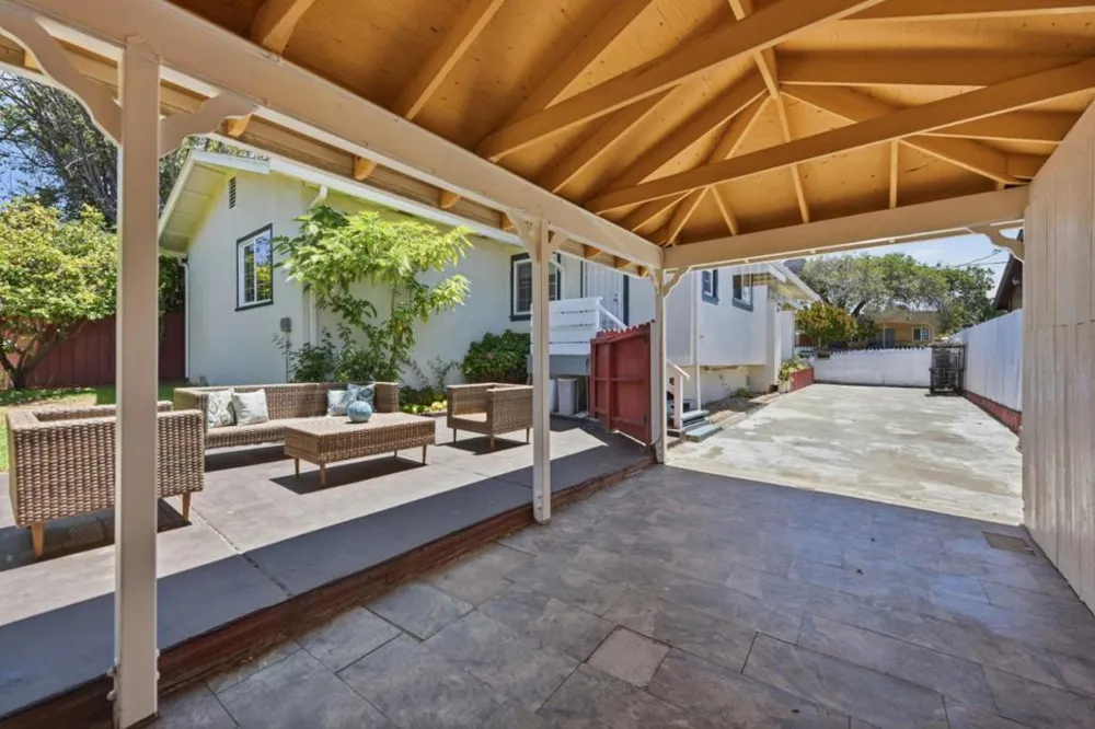 1654 D STREET Hayward, CA 94541