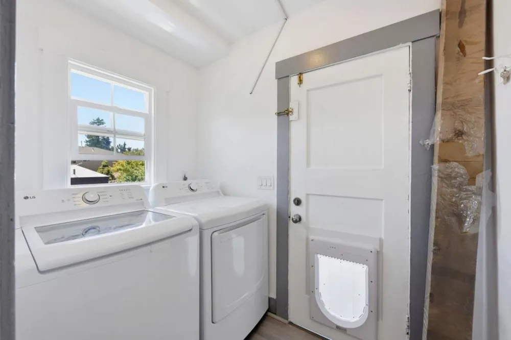 1654 D STREET Hayward, CA 94541