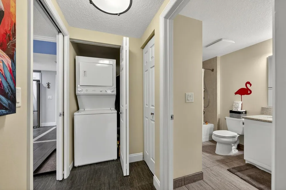 511 Lucerne Avenue #312 
