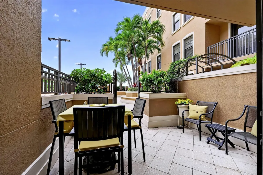 511 Lucerne Avenue #312 