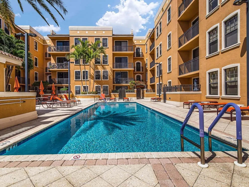 511 Lucerne Avenue #312 