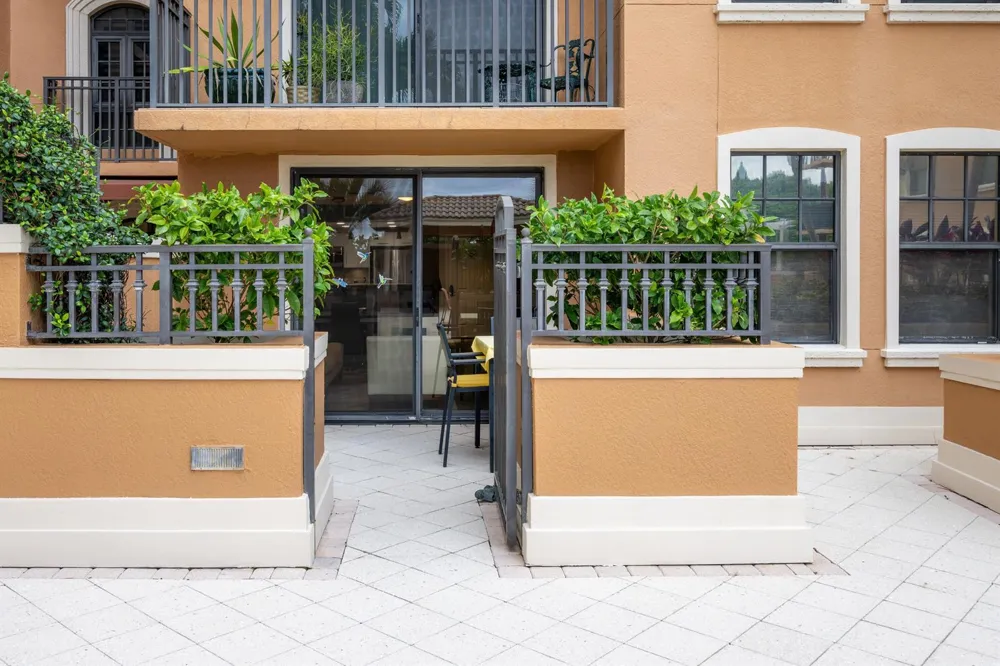 511 Lucerne Avenue #312 