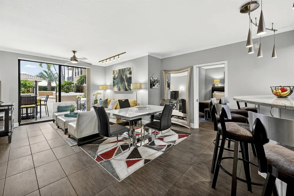 511 Lucerne Avenue #312 