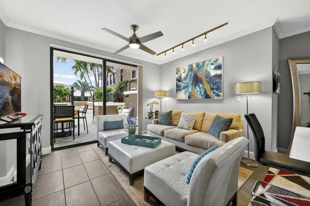 511 Lucerne Avenue #312 