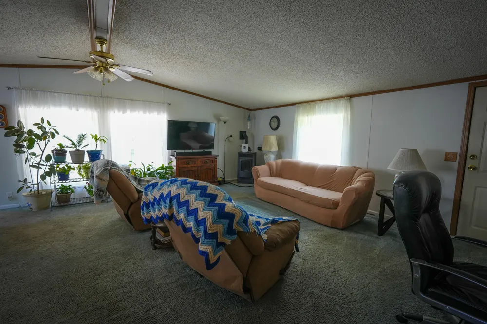 9339 Maple Hill Road Reynolds Township, MI 49329