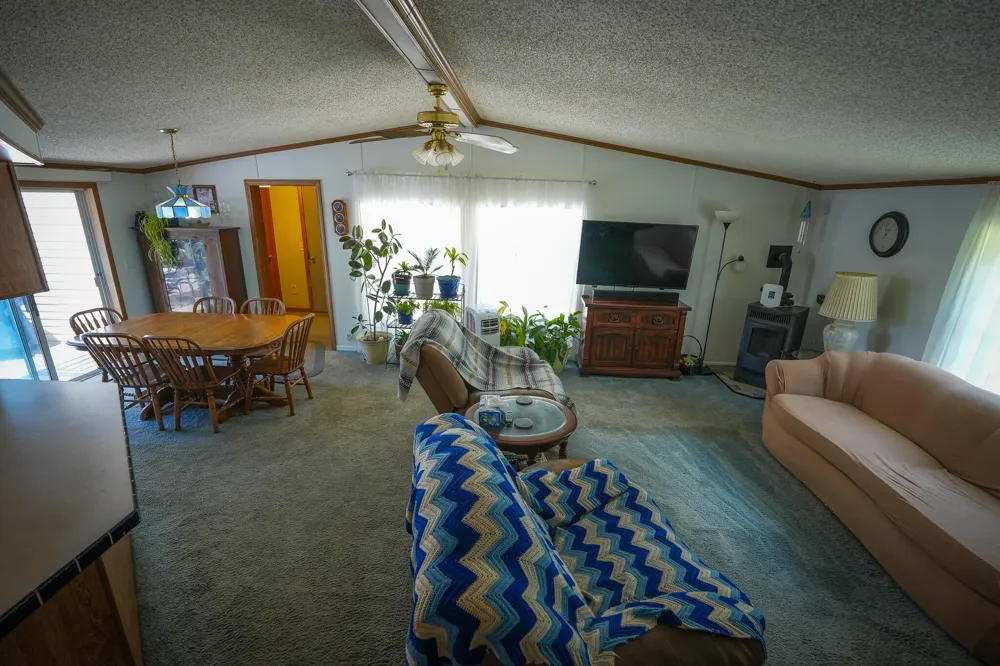9339 Maple Hill Road Reynolds Township, MI 49329