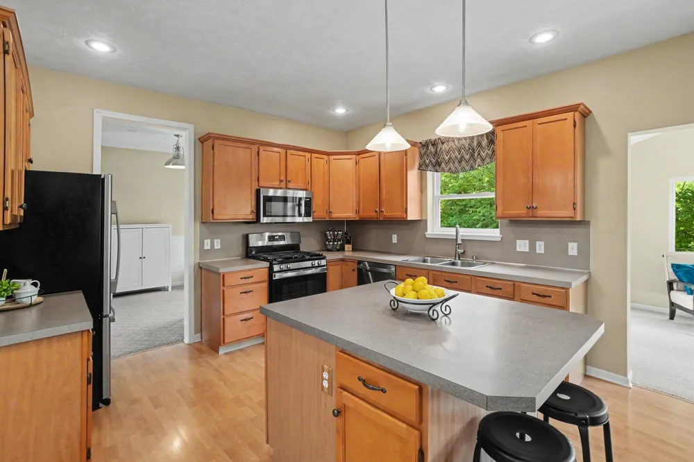 10719 Wood Ridge Drive Holland Charter Township, MI 49464