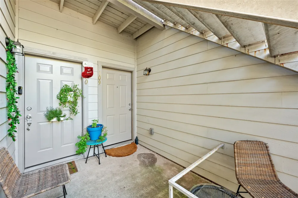 3839 Dry Creek Drive #109 Austin, TX 78731