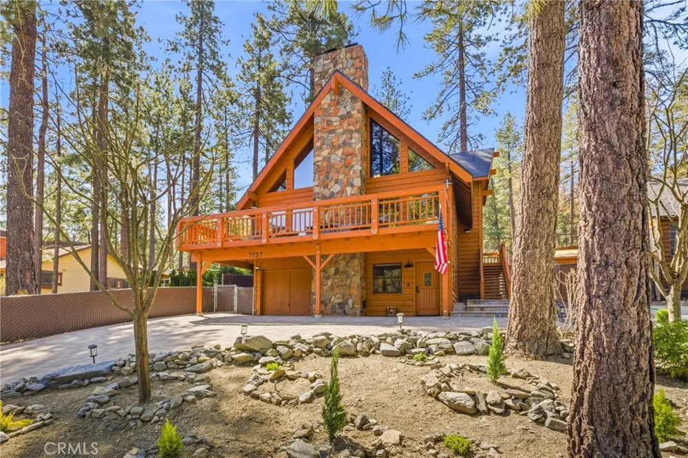 1137 Edna Wrightwood, CA 92397
