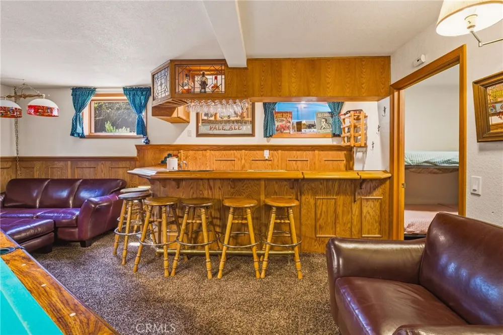1137 Edna Wrightwood, CA 92397