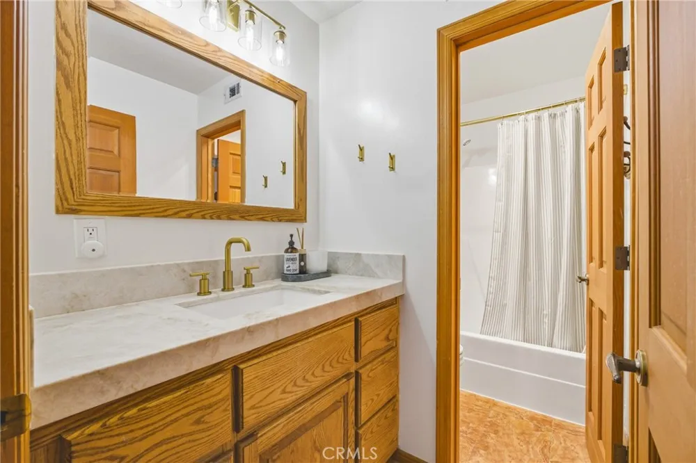 1137 Edna Wrightwood, CA 92397