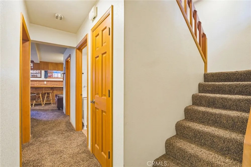 1137 Edna Wrightwood, CA 92397