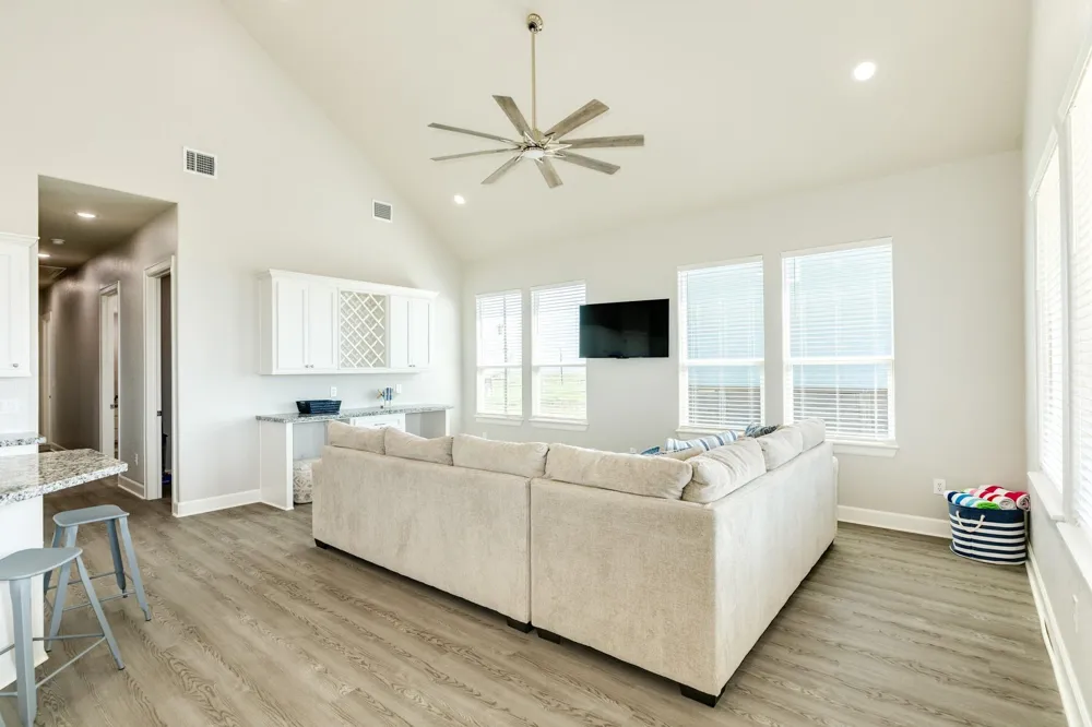 4835 Bluewater Drive Surfside Beach, TX 77541