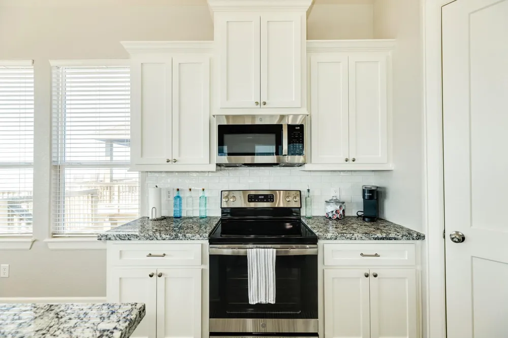 4835 Bluewater Drive Surfside Beach, TX 77541