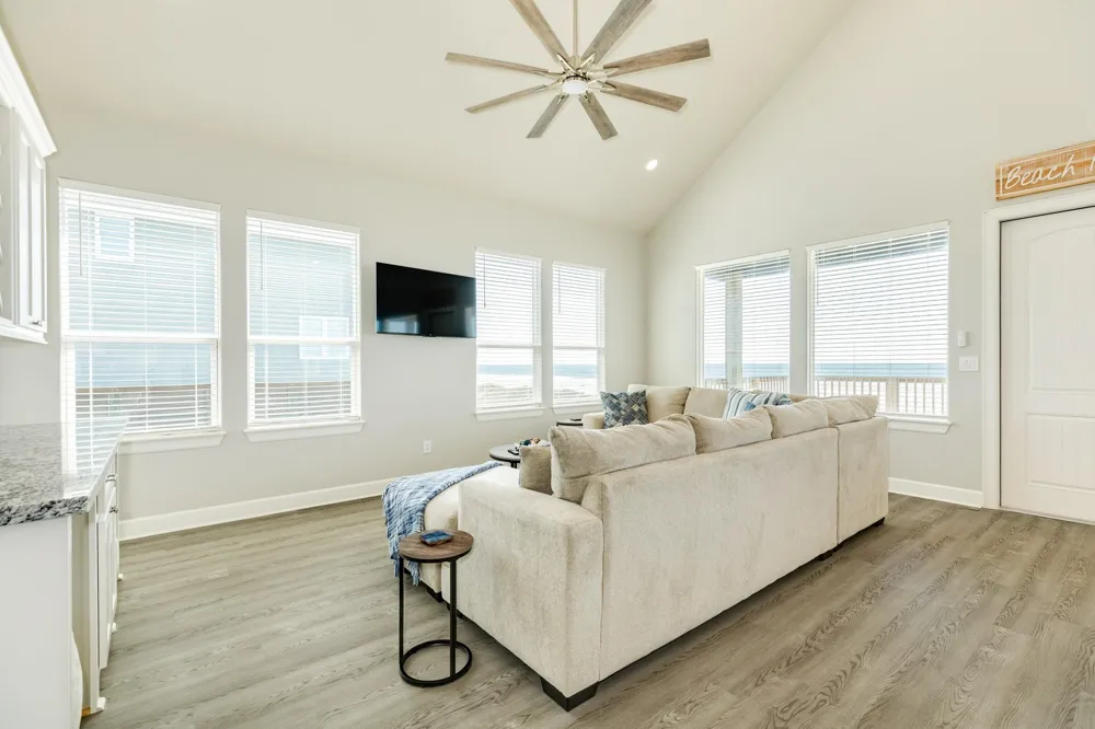 4835 Bluewater Drive Surfside Beach, TX 77541