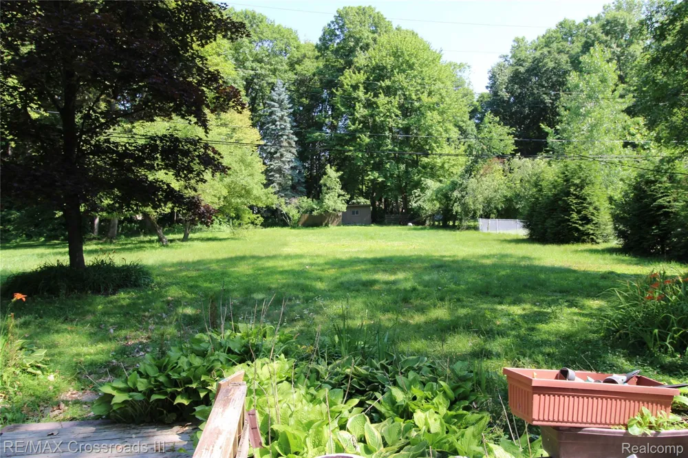 38550 Superior Street Romulus City, MI 48174