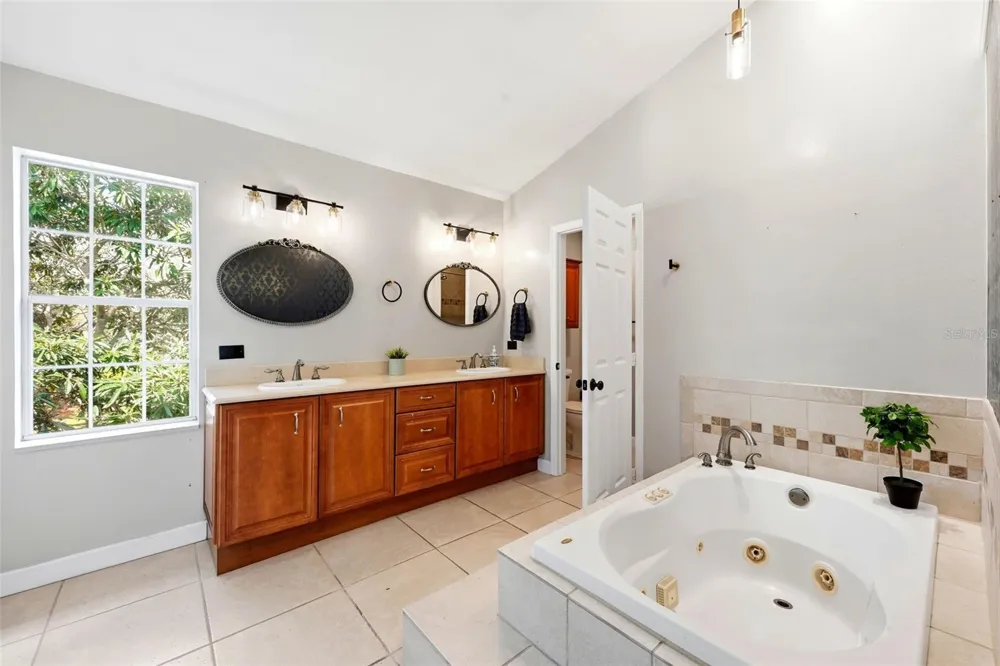 1311 OLYMPIA PARK CIRCLE Ocoee, FL 34761