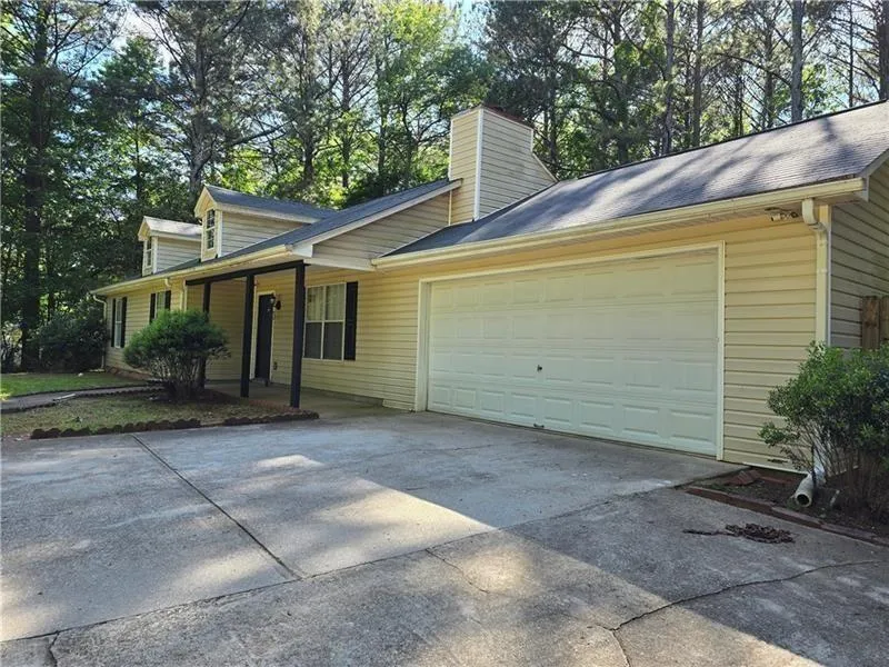 115 BOND DRIVE Ellenwood, GA 30294