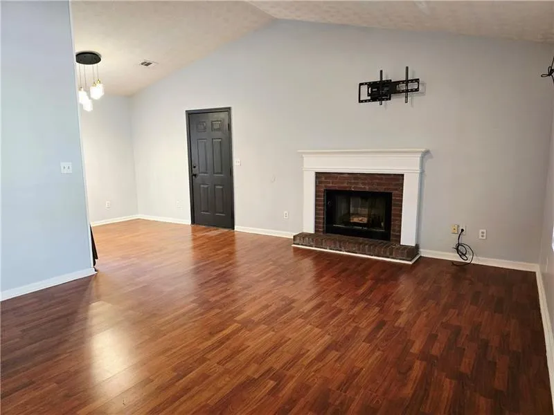 115 BOND DRIVE Ellenwood, GA 30294