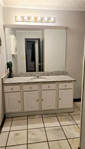 115 BOND DRIVE Ellenwood, GA 30294