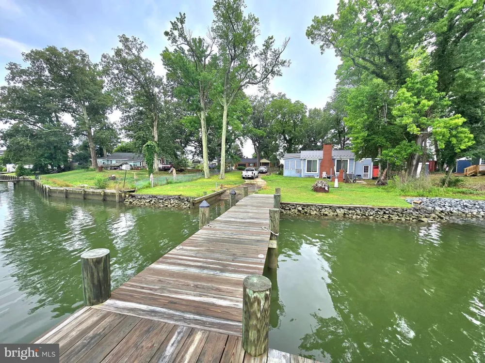18800 MCKAYS BEACH ROAD Leonardtown, MD 20650