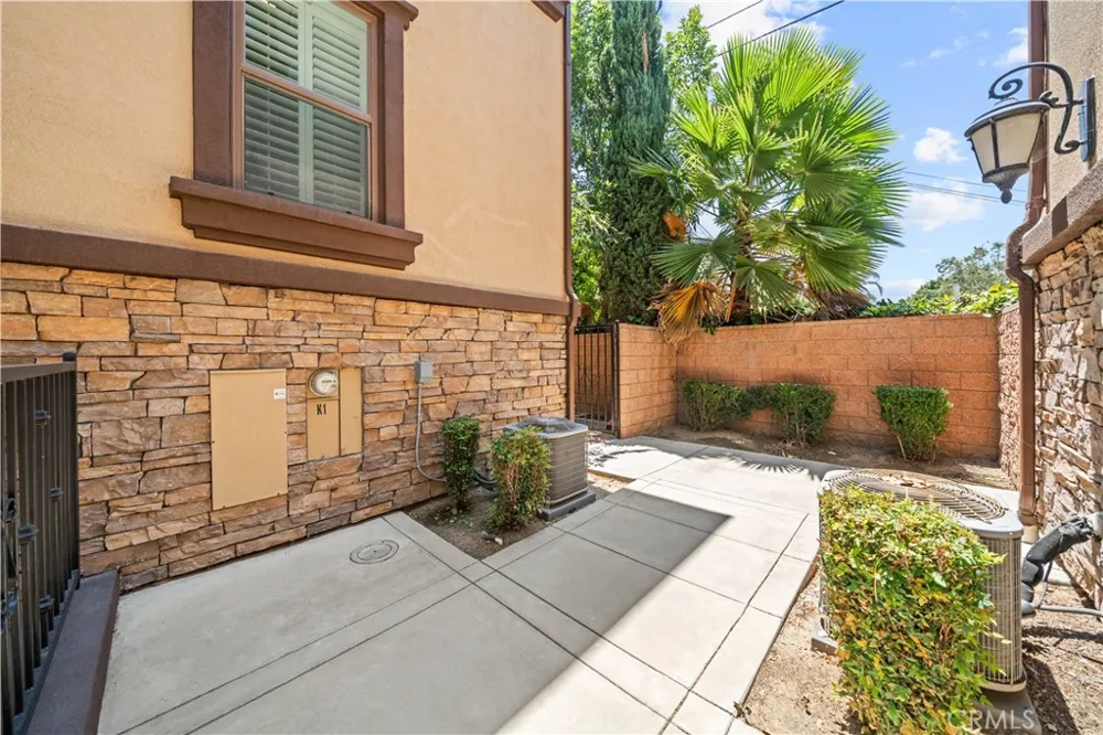 656 West Huntington Drive #k-1 Arcadia, CA 91007