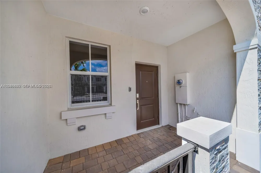 12918 NW 23rd Pl Miami, FL 33167