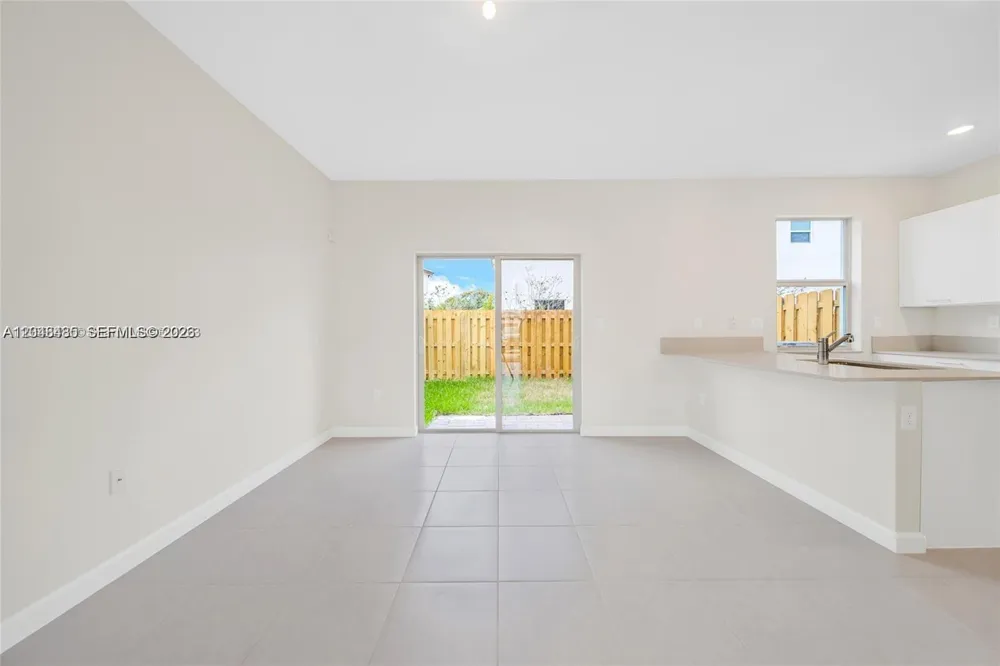 12918 NW 23rd Pl Miami, FL 33167
