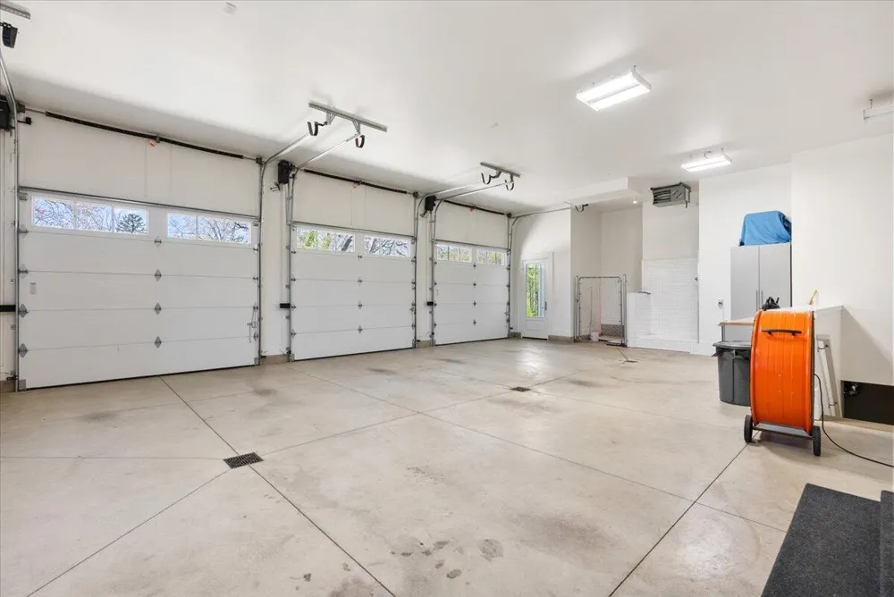 13741 S Indian Springs Road Buchanan, MI 49107