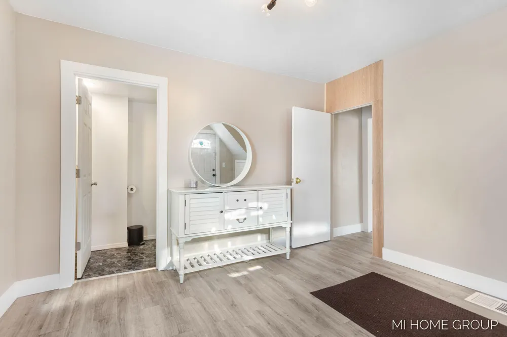 20449 W Howard City-Edmore Reynolds Township, MI 49329