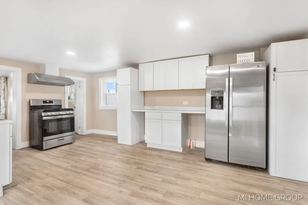 20449 W Howard City-Edmore Reynolds Township, MI 49329