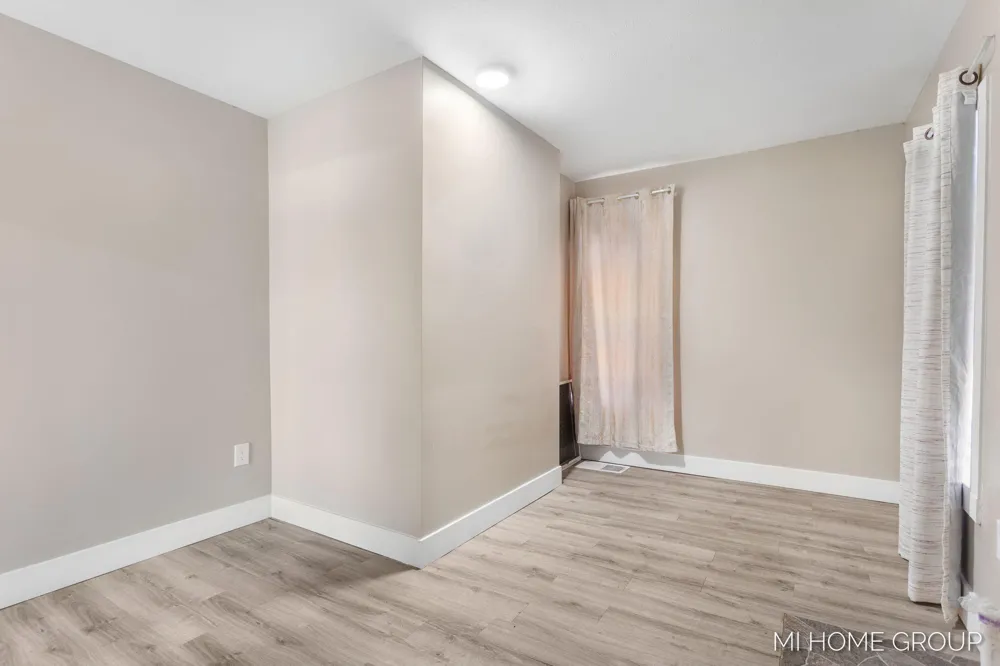 20449 W Howard City-Edmore Reynolds Township, MI 49329