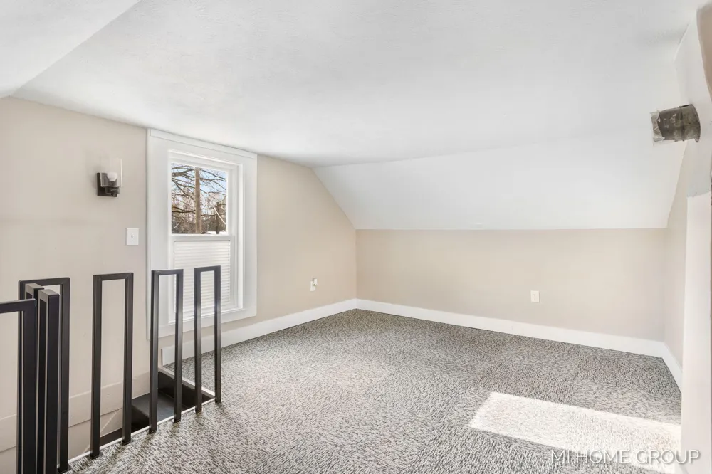 20449 W Howard City-Edmore Reynolds Township, MI 49329