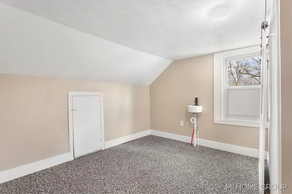 20449 W Howard City-Edmore Reynolds Township, MI 49329