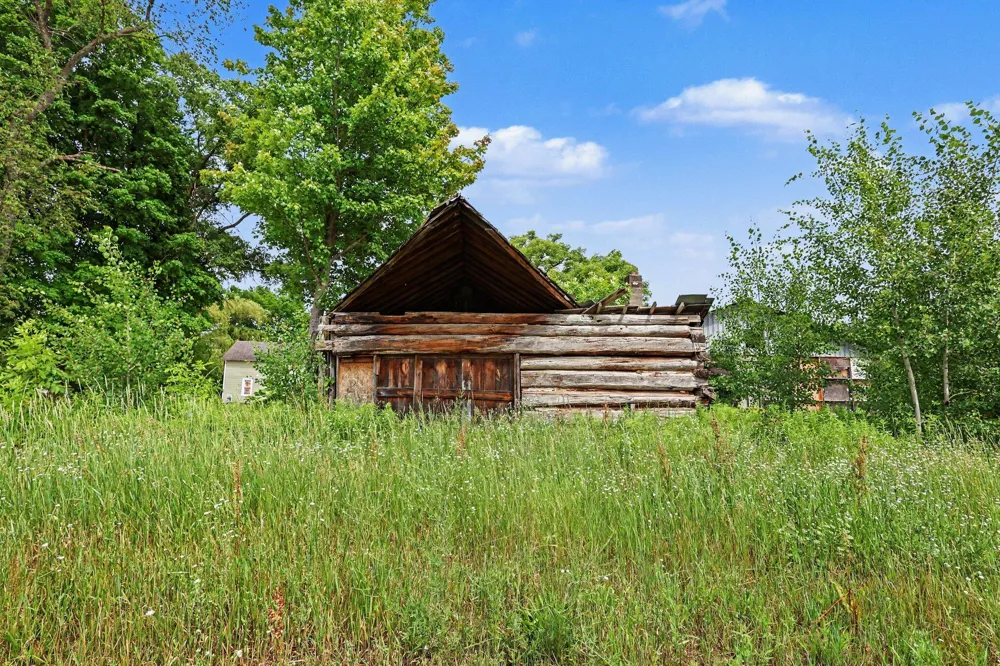 20449 W Howard City-Edmore Reynolds Township, MI 49329