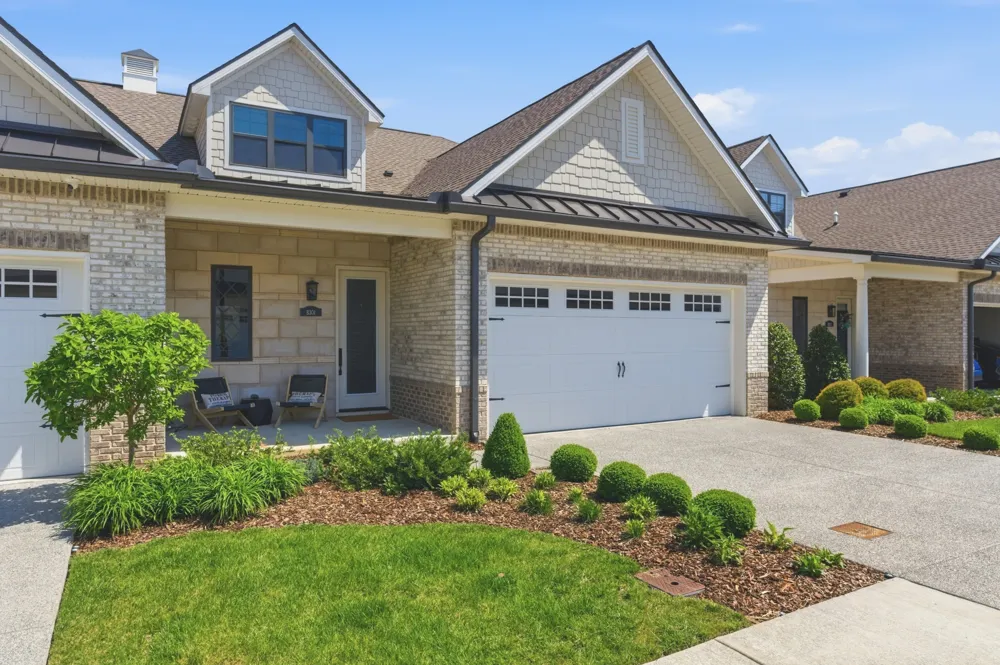 1024 Club View Drive #B301 Gallatin, TN 37066