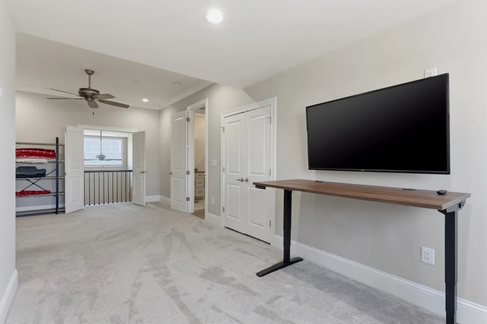 1024 Club View Drive #B301 Gallatin, TN 37066