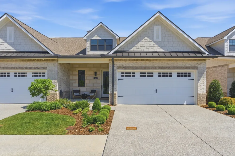 1024 Club View Drive #B301 Gallatin, TN 37066