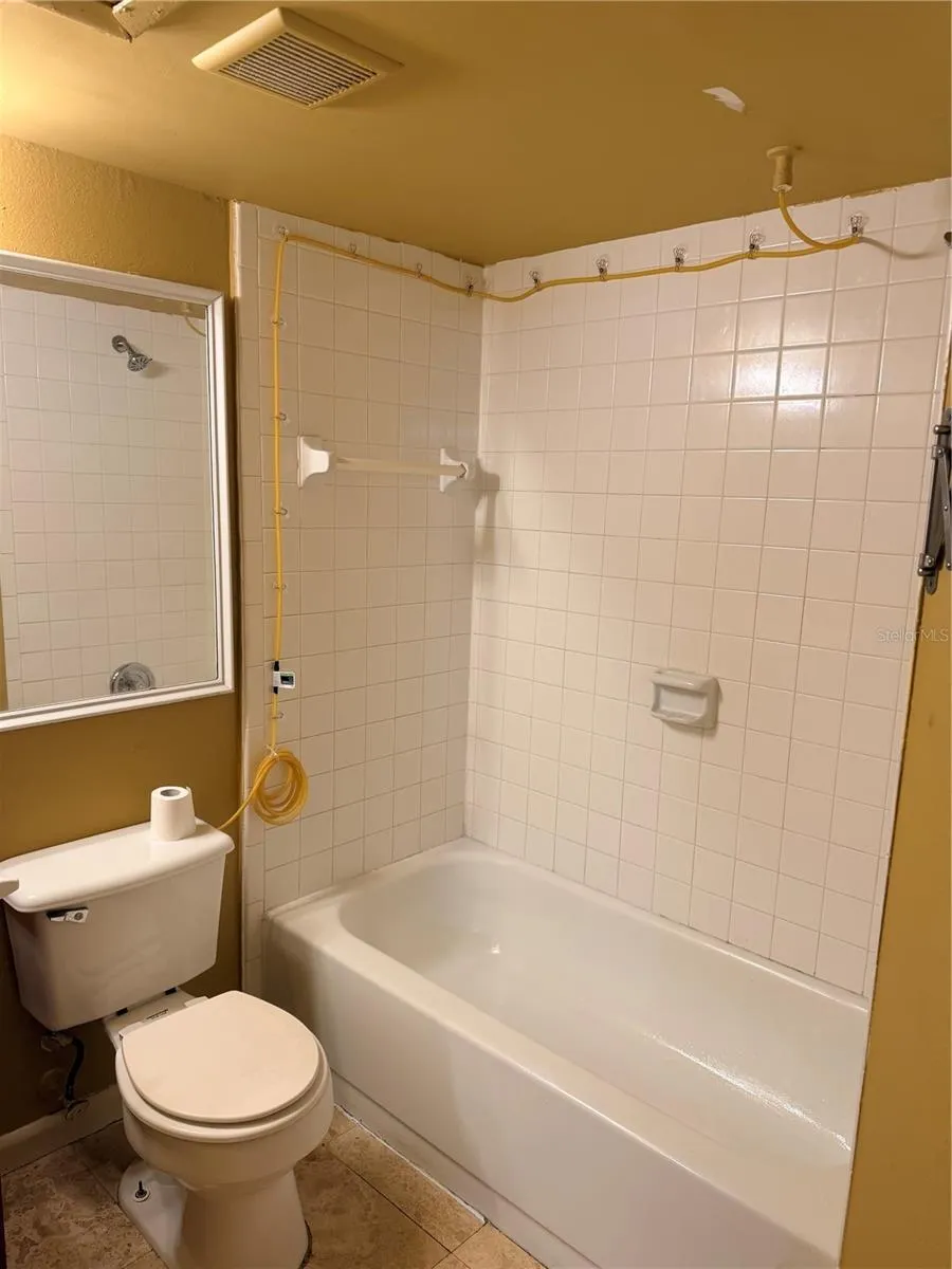 345 FORESTWAY CIRCLE #107 Altamonte Springs, FL 32701